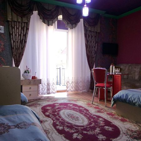 Şǝki Tubram S Ailəvi Qonaq Evi Bed & Breakfast エクステリア 写真
