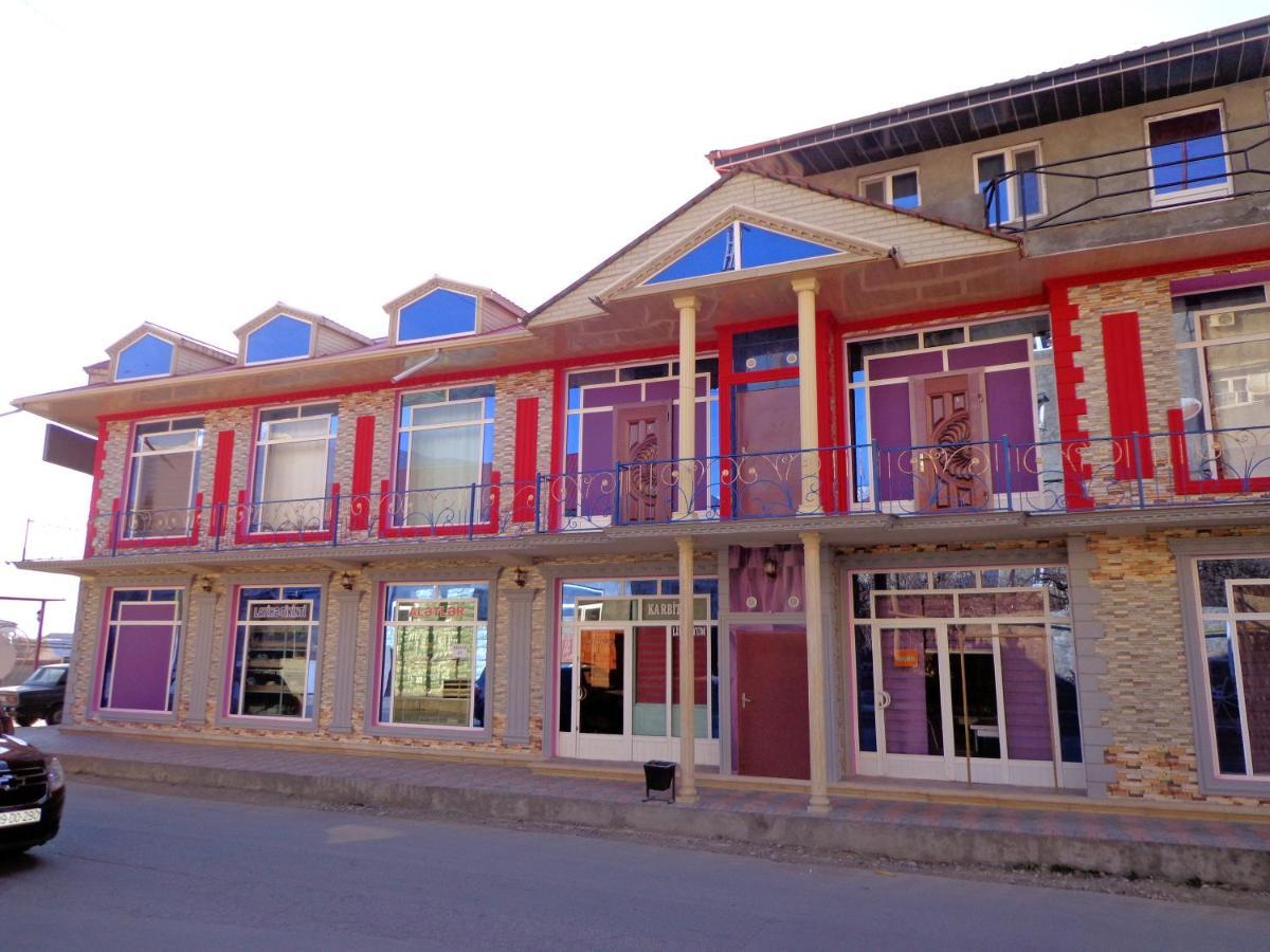 Şǝki Tubram S Ailəvi Qonaq Evi Bed & Breakfast エクステリア 写真
