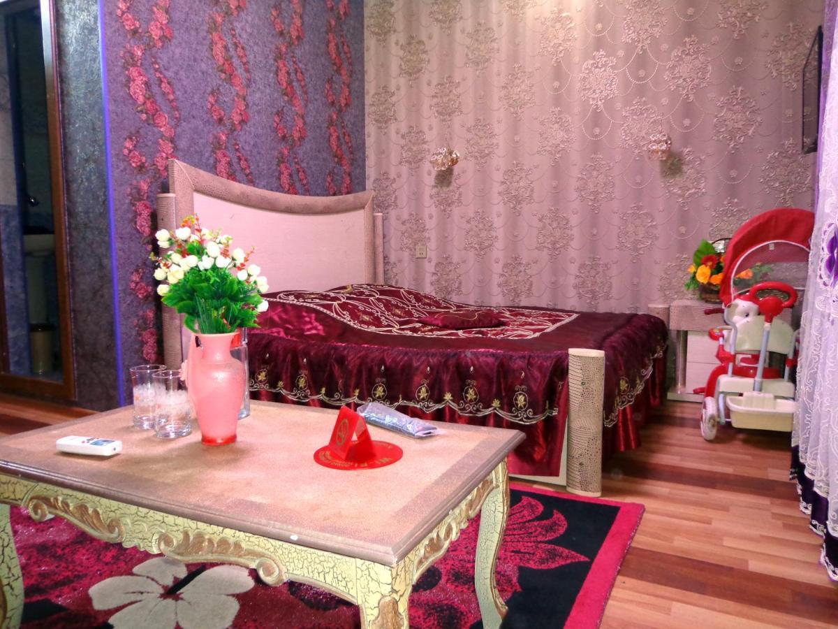 Şǝki Tubram S Ailəvi Qonaq Evi Bed & Breakfast エクステリア 写真