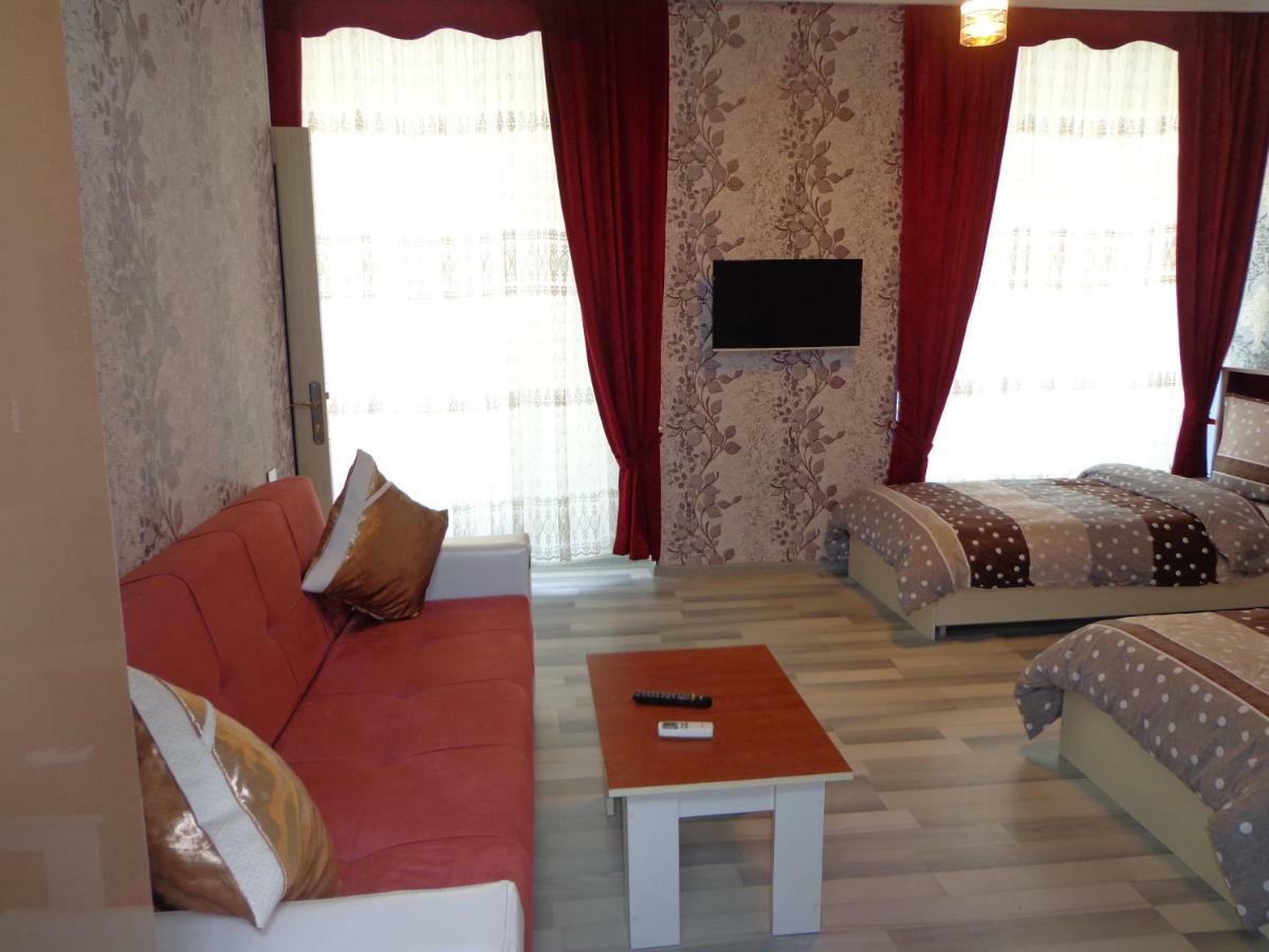 Şǝki Tubram S Ailəvi Qonaq Evi Bed & Breakfast エクステリア 写真