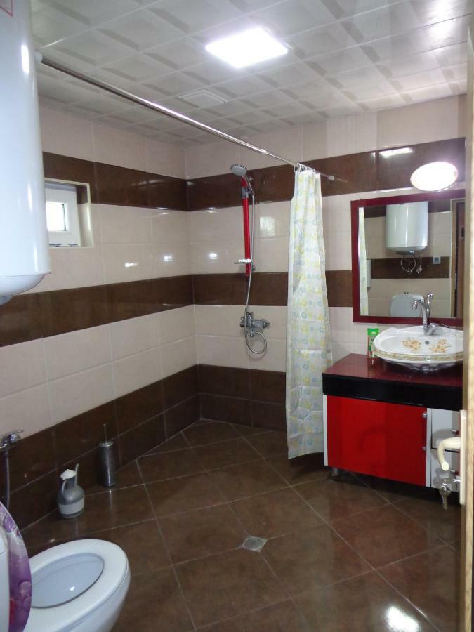 Şǝki Tubram S Ailəvi Qonaq Evi Bed & Breakfast エクステリア 写真